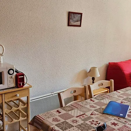 Apartment 4 Pers, Expose Sud, Balcon, Piscine, Parking, Proche Pistes Et Commerces - Fr-1-263-144 *