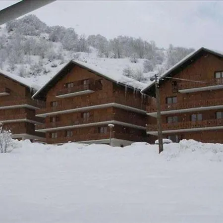 4 Pers, Expose Sud, Balcon, Piscine, Parking, Proche Pistes Et Commerces